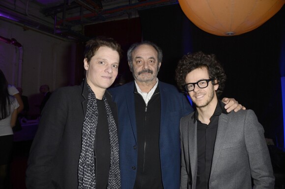 Exclusif - Bénabar, Louis Chedid et Michaël Gregorio dans les coulisses de la 3e Nuit de la Déprime aux Folies Bergère à Paris le 9 février 2015.