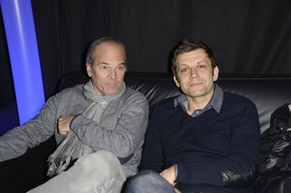 Exclusif - Laurent Baffie et Laurent Mariotte dans les coulisses de la 3e Nuit de la Déprime aux Folies Bergère à Paris le 9 février 2015.