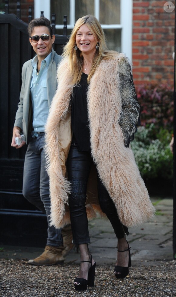 Kate Moss et son mari Jamie Hince à Londres. Le 16 janvier 2015.