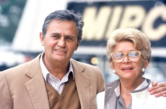 Roger Hanin et son épouse, Christine, à Biarritz en 1987.
