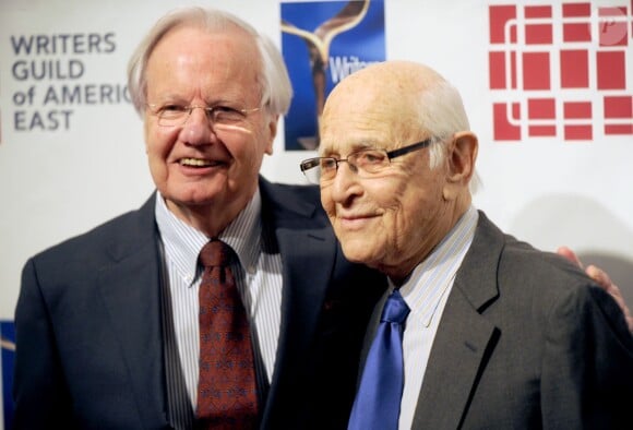 Bill Moyers et Norman Lear lors des Writers Guild Awards au Edison Ballroom à New York le 14 février 2015.