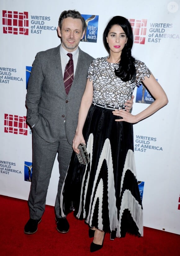 Michael Sheen et Sarah Silverman lors des Writers Guild Awards au Edison Ballroom à New York le 14 février 2015.