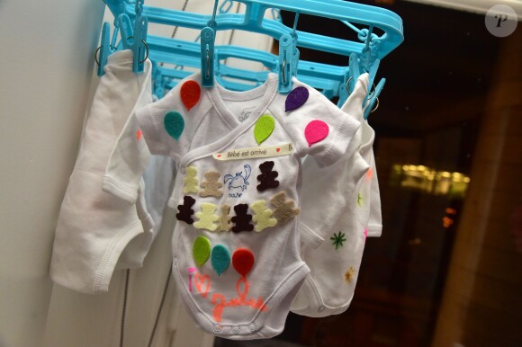 Élodie Gossuin marraine de l'association 'We Love Prema', qui décore des bodies pour les prématurés distribués dans les hopitaux lors d'une soirée organisée au Palais Brogniart à Paris le 6 février 2015.06/02/2015 - Paris