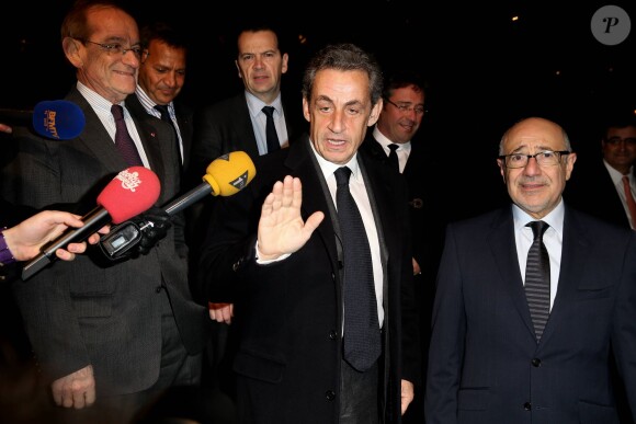 Nicolas Sarkozy et Francis Kalifat (vice-président du Crif) au 30e dîner annuel du Conseil représentatif des institutions juives de France (Crif) à l'Hôtel Pullman à Paris, le 23 février 2015.