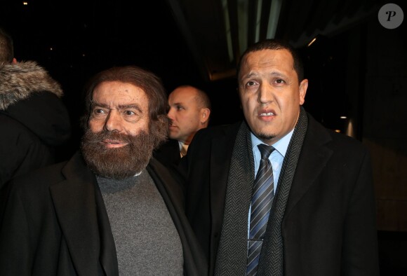 Marek Halter et l'imam de Drancy Hassen Chalghoumi au 30e dîner annuel du Conseil représentatif des institutions juives de France (Crif) à l'Hôtel Pullman à Paris, le 23 février 2015.