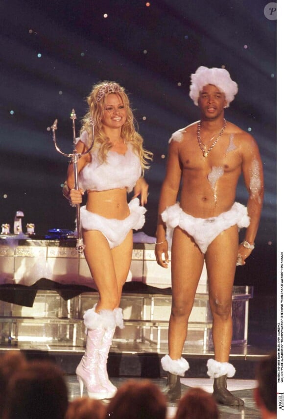 Pamela Anderson et Damon Wayans à la cérémonie des World Music awards le 6 mai 1999 