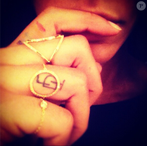 Shy'm : Sa folie des tatouages !