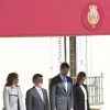 Le roi Felipe VI et la reine Letizia d'Espagne accueillaient le 1er mars 2015 le président colombien Juan Manuel Santos et sa femme Maria Clemencia Rodriguez, lors d'une cérémonie de bienvenue au palais du Pardo, suivie d'un déjeuner au palais de la Zarzuela, à Madrid.