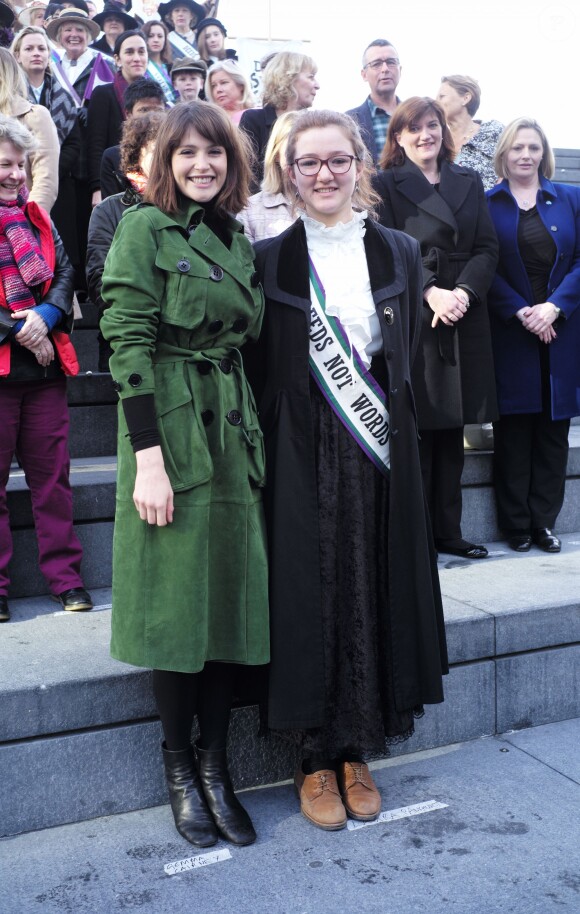Gemma Arterton & Laura Pankhurst lors de la journée de la femme à Londres, le 8 mars 2015 