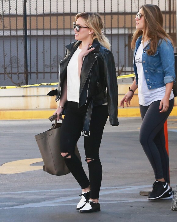 Exclusif - Hilary Duff à la sortie d'un centre de dermatologie à Encino, le 5 mars 2015 