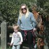 Hilary Duff est allée s'amuser avec son fils Luca au parc "TreePeople" à Beverly Hills, le 3 mars 2015 