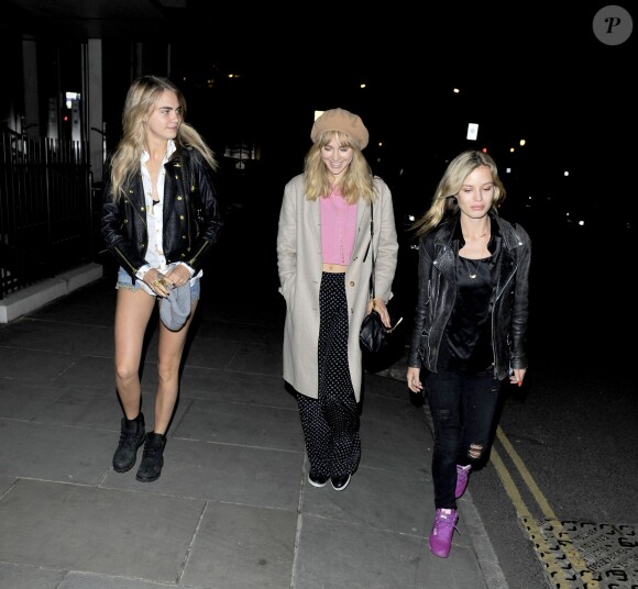 Cara Delevingne, Suki Waterhouse et Georgia May Jagger à Londres, le 26 avril 2014.