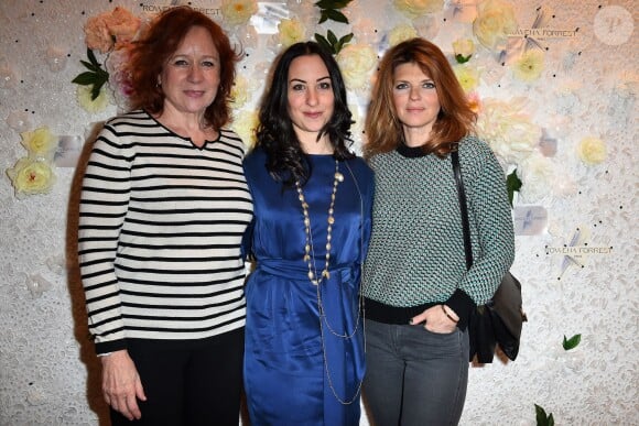 Eva Darlan, Rowena Forrest et Gwendoline Hamon au lancement de la collection printemps-été 2015 de Rowena Forrest à la galerie Nabokov, à Paris, le 19 mars 2015 