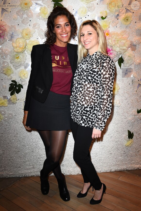 Laurie Cholewa et Anais Tihay au lancement de la collection printemps-été 2015 de Rowena Forrest à la galerie Nabokov, à Paris, le 19 mars 2015 
