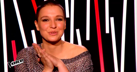 Anne Sila dans The Voice 4, sur TF1, le samedi 21 février 2015