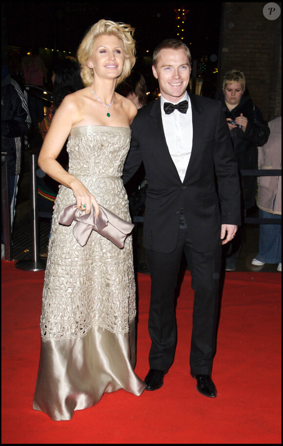 Ronan Keating et son ex-femme Yvonne au Emeralds and Ivy Ball de Londres, le 1er décembre 2006