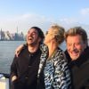 Laeticia Hallyday entre Johnny et Sébastien Ferran à New York pour son 40e anniveraire, mars 2015.