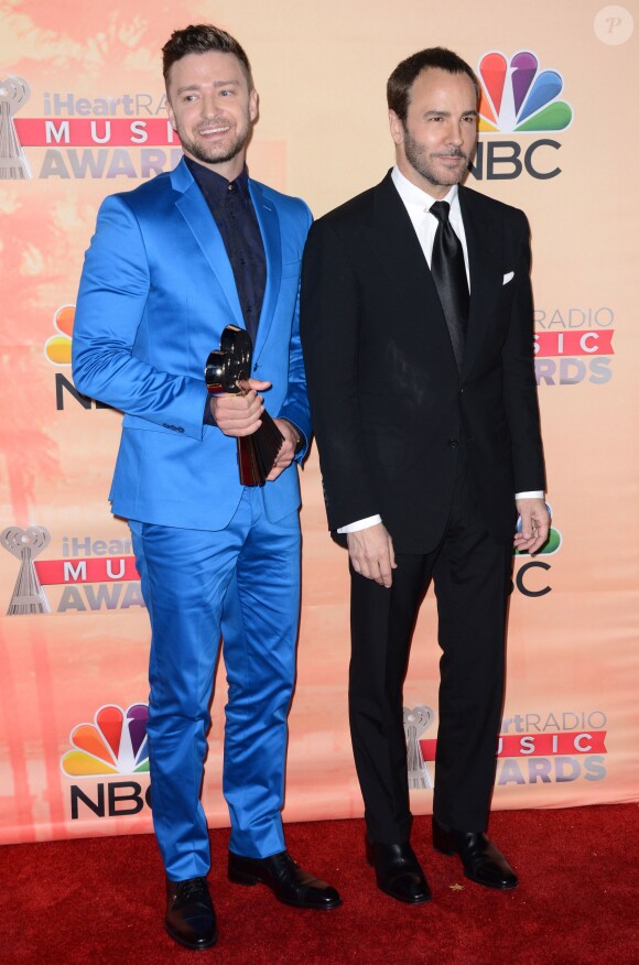 Justin Timberlake et Tom Ford lors de la 2e cérémonie des iHeartRadio Music Awards au Shrine Auditorium à Los Angeles, le 29 mars 2015.