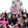 Les 12 finalistes de 'The Voice' saison 4 chantent pour l'association "Tout Le Monde Chante Contre Le Cancer" pour les enfants malades à Disneyland Paris le 29 mars 2015
