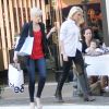 Amber Heard et sa soeur Whitney vont faire les boutiques à Los Angeles, le 22 mars 2012