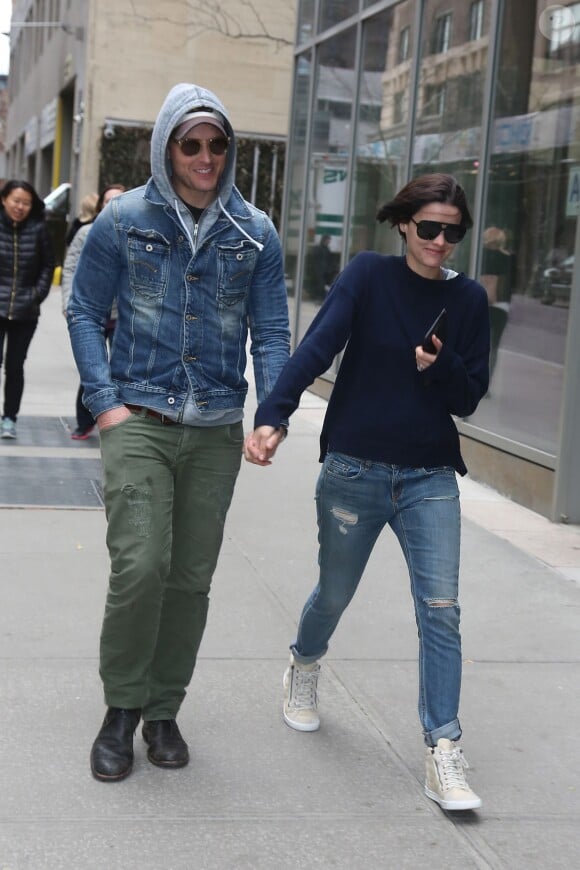 Peter Facinelli et Jaimie Alexander dans les rues de Soho, à New York, le 30 mars 2015
