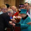 La reine Elizabeth II, accompagnée par son époux le duc d'Edimbourg, assistait le 2 avril 2015 au traditionnel Maundy Service du Jeudi Saint, en la cathédrale de Sheffield.