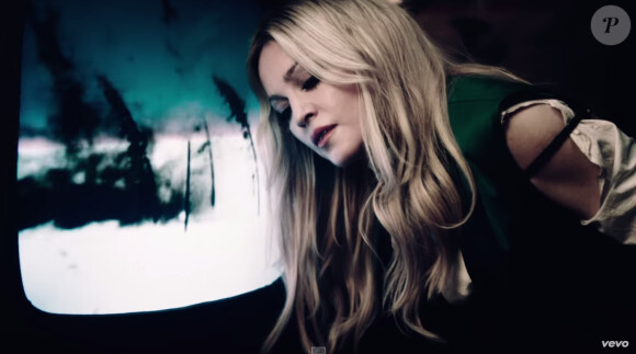 Image du clip "Ghosttown" de Madonna, réalisé par Jonas Åkerlund, avril 2015.