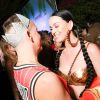 Jeremy Scott et Katy Perry assistent à la soirée Moschino for Coachella à Bermuda Dunes, en Californie. Le 11 avril 2015.