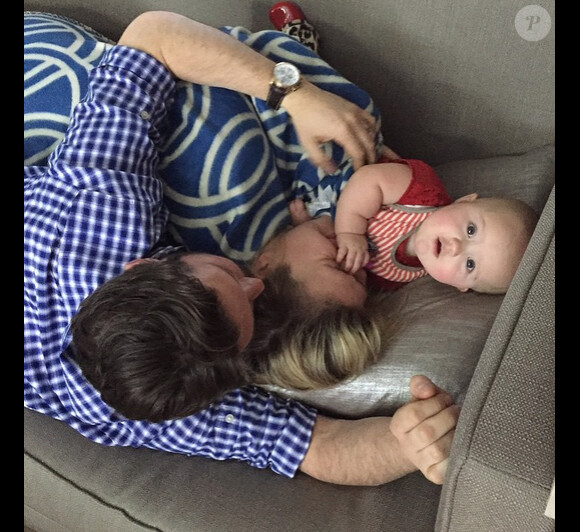 Kelly Clarkson avec sa fille et son mari, le 29 mars 2015