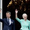 Célébrations au balcon du palais royal à Copenhague le 16 avril 2015 pour les 75 ans de la reine Margrethe II de Danemark.