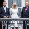 Le prince Haakon, la princesse Mette-Marit et le roi Harald de Norvège au palais de Fredensborg pour célébrer les 75 ans de la reine Margrethe II de Danemark.