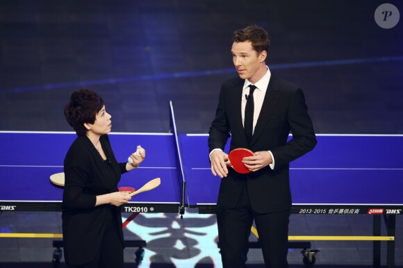 Benedict Cumberbatch jour au ping-pong avec Yaping Deng - Cérémonie des Laureus World Sport Awards 2015 à Shanghai le 15 avril 2015