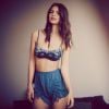 Emily Ratajkowski pose pour la marque de lingerie Free People, collection printemps-été 2015.