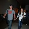 Nick Lachey et Vanessa Minnillo arrivent, main dans la main, à l'aéroport de LAX à Los Angeles, 15 mai 2014  