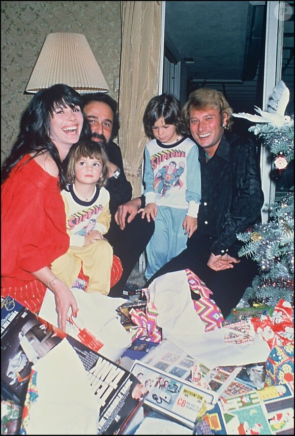 Richard Anthony avec son fils Alexandre et Johnny Hallyday en 1981 à Noël