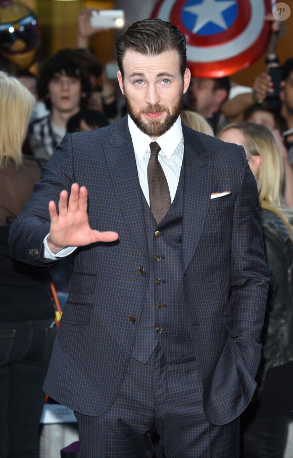 Chris Evans lors de la première du film "Avengers : L'ère d'Ultron " (The Avengers Age of Ultron) au Vue Westfield à Londres, le 21 avril 2015.