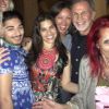 Vannesa Williams et les anciens de la série Ugly Betty réunis pour le 31ème anniversaire d'America Ferrera, sur Twitter le 20 avril 2015
