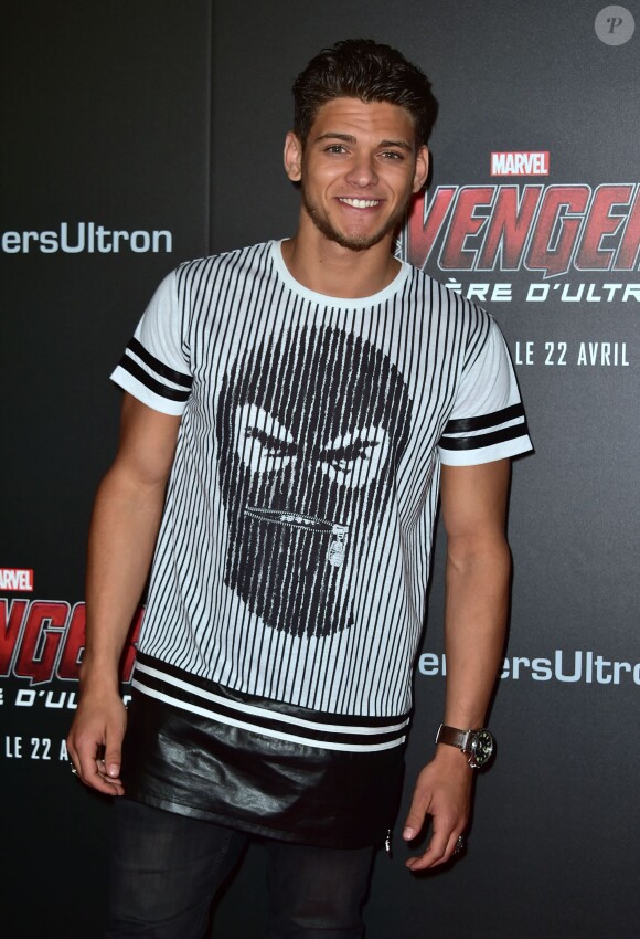 Rayane Bensetti assiste à l'avant-première du film Avengers : L'ère d'Ultron au cinéma UGC Normandie à Paris, le 21 avril 2015. 