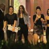 Exclusif - Kendall et Kylie Jenner, Cara Delevingne et Bella Hadid quittent l'appartement de Kendall à Los Angeles. Le 24 avril 2015.