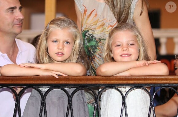 Les infantes Leonor et Sofia d'Espagne à Majorque en août 2012
