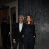 Kasia Smutniak et son compagnon Domenico Procacci arrivent au restaurant Armani / Privé pour le dîner des 40 ans de la marque Armani. Milan, le 29 avril 2015.