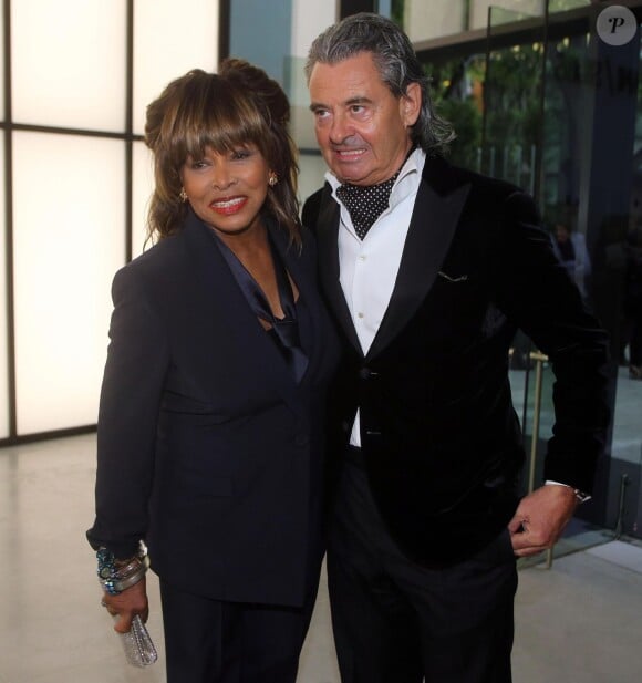 Tina Turner  et son époux Erwin Bach arrive à l'événement Armani au musée Silos le 30 avril 2015