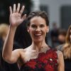 Hilary Swank arrive à l'événement Armani au musée Silos le 30 avril 2015