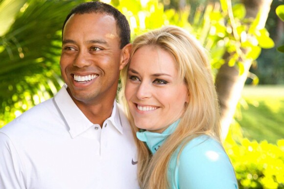 Tiger Woods et Lindsey Vonn ont officialisé leur relation le 18 mars 2013 en publiant des photos d'eux sur les réseaux sociaux
