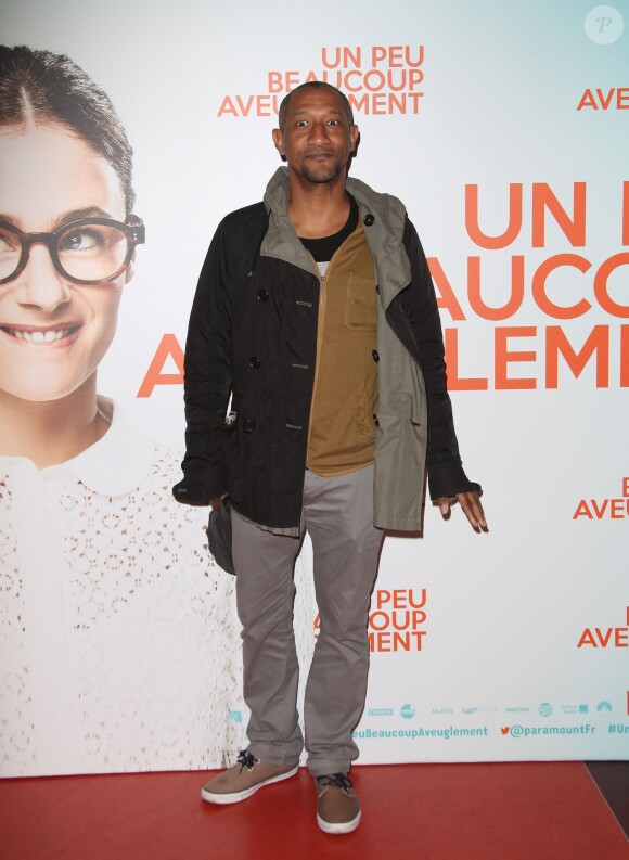 Edouard Montoute - Avant-première du film "Un Peu, Beaucoup, Aveuglement" au Gaumont Opéra Capucines à Paris le 4 Mai 2015.