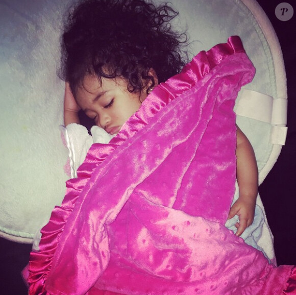 Chris Brown a ajouté une photo de sa fille Royalty, sur son compte Instagram le 5 mai 2015