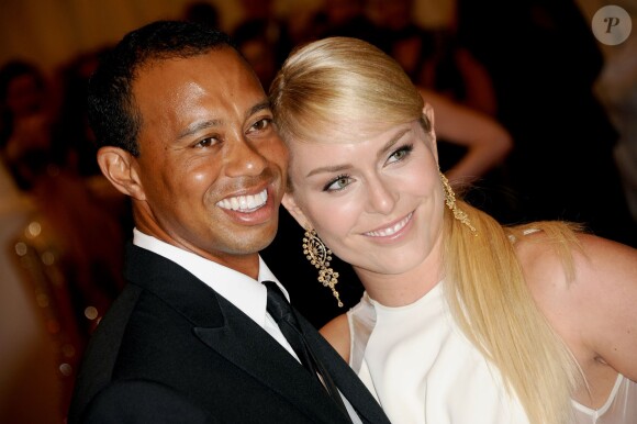 Tiger Woods avec Lindsey Vonn lors de la soirée 'Punk : Chaos to Couture' Costume Institute Benefit Met Gala au Metropolitan Museum of Art de New York le 6 mai 2013