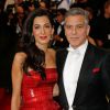 Amal et George Clooney lors du Met Gala du Costume Institute, le 4 mai 2015 au Metropolitan Museum de New York.