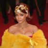 Rihanna sur le tapis rouge du Met Gala à New York le 4 mai 2015
