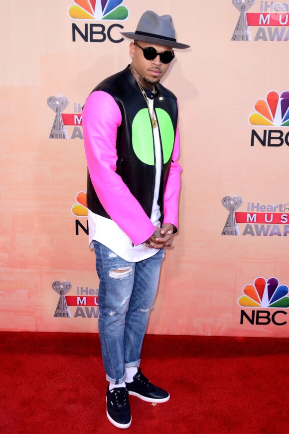 Chris Brown aux iHeartRadio Music Awards 2015 à Los Angeles. Le 29 mars 2015.